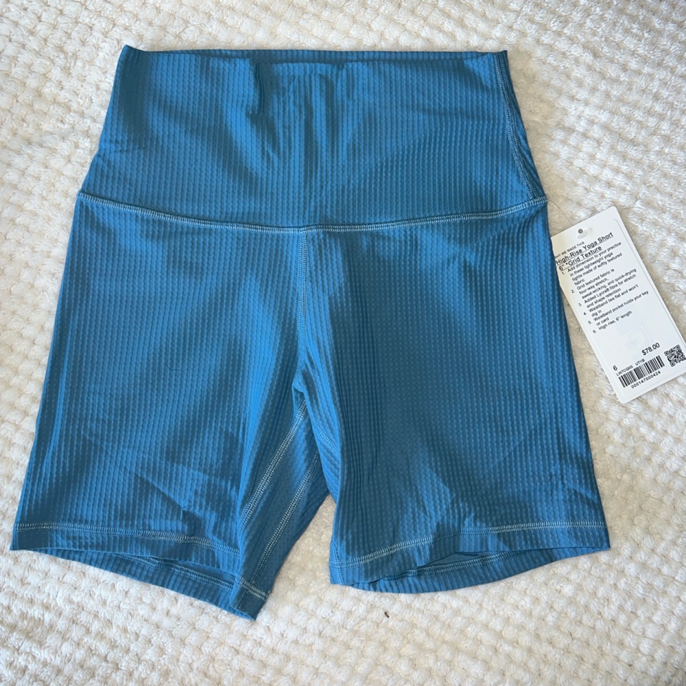 Lululemon High rise yoga 6inch biker shorts grid texture